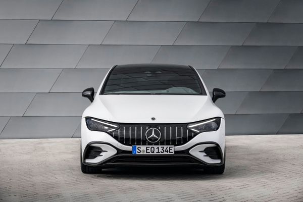 Mercedes-Benz EQE AMG 2022. Carrosserie, extérieur. Berline, 1 génération