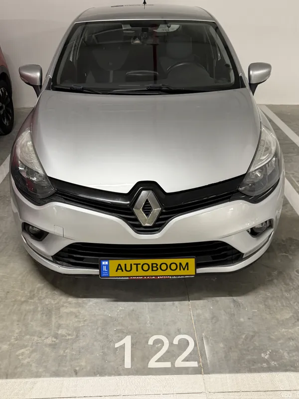 Renault Clio 2nd hand, 2018, private