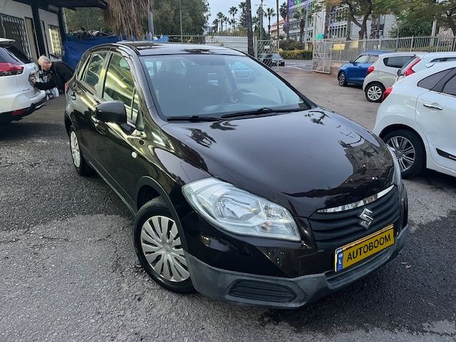Suzuki SX4 2nd hand, 2014