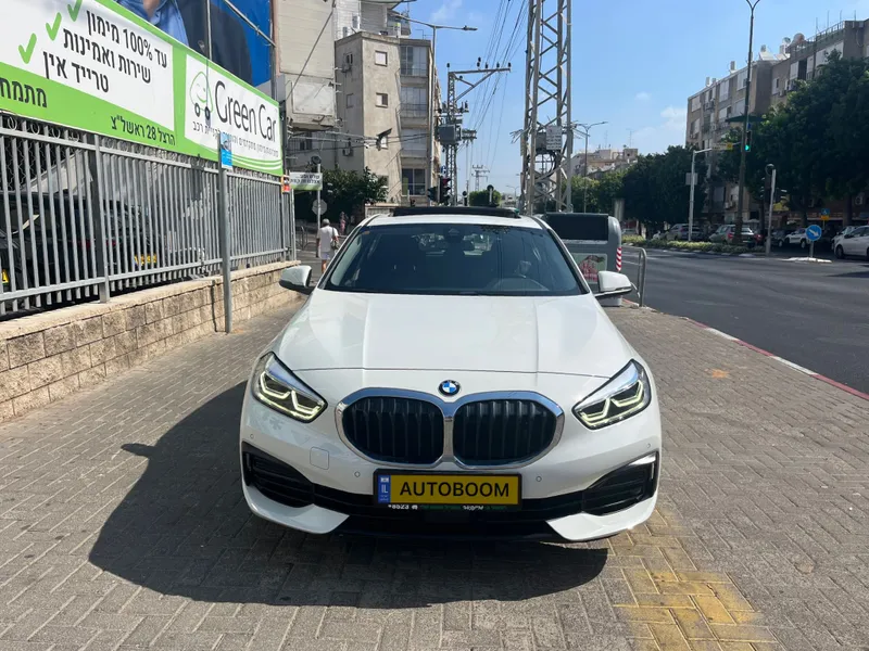 BMW 1 series 2nd hand, 2022, private hand