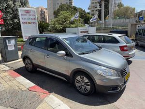 סוזוקי SX4‏, 2015, תמונה