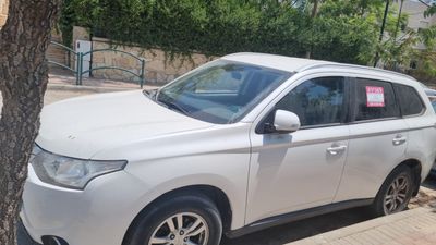 Mitsubishi Outlander 2ème main, 2014, main privée