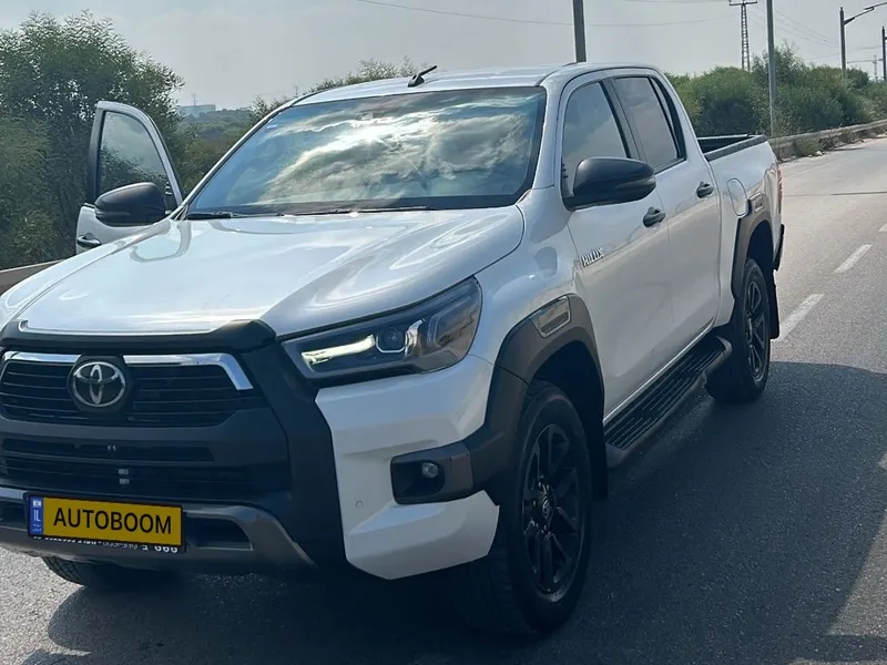 Toyota Hilux 2nd hand, 2022, private hand