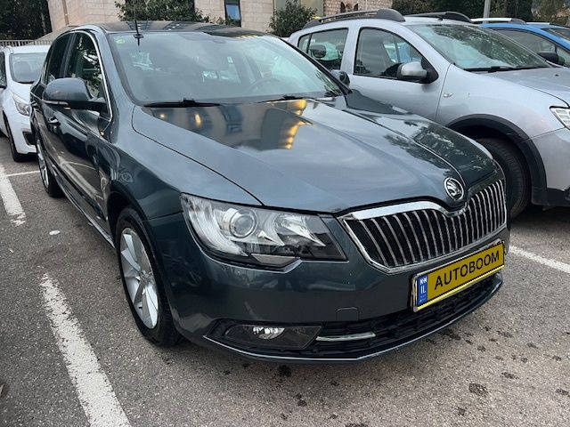 Skoda Superb 2nd hand, 2015