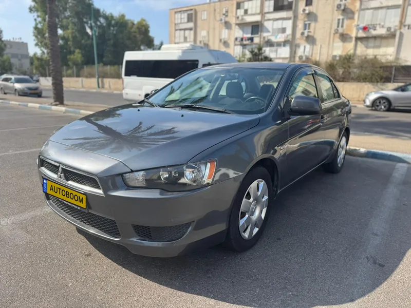 Mitsubishi Lancer 2nd hand, 2011, private hand