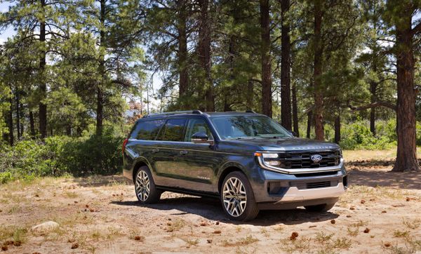 Ford Expedition 2024. Carrosserie, extérieur. VUS Longue, 5 génération