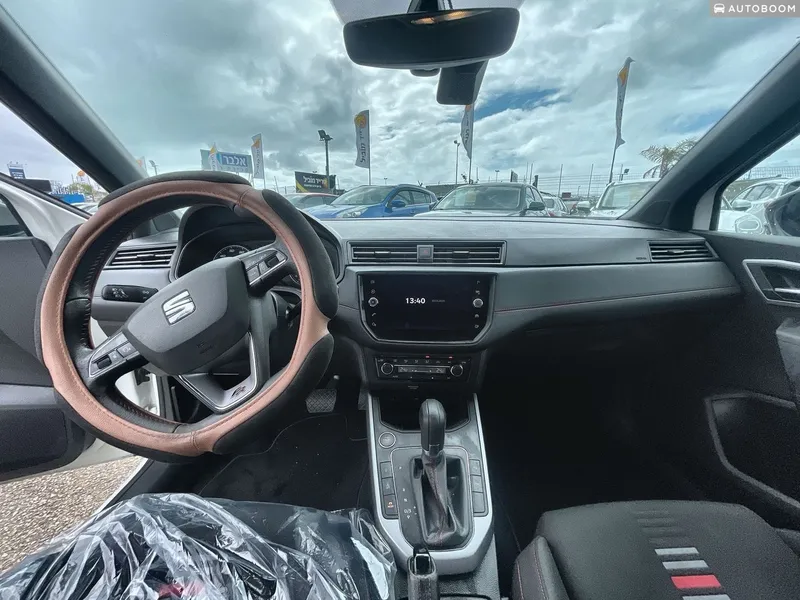 SEAT Arona 2nd hand, 2021
