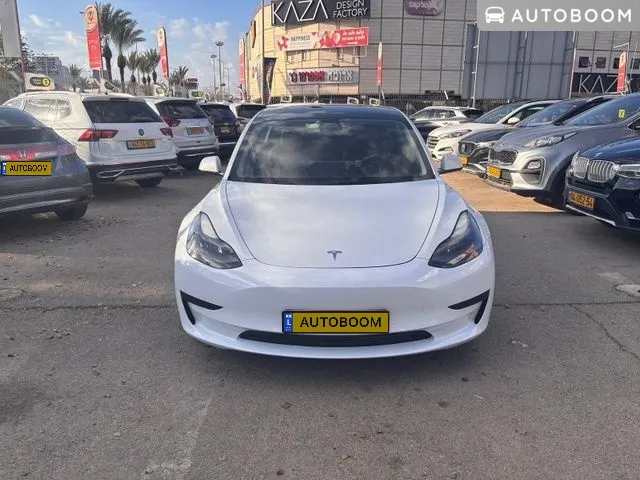 Tesla Model 3 с пробегом, 2021, частная
