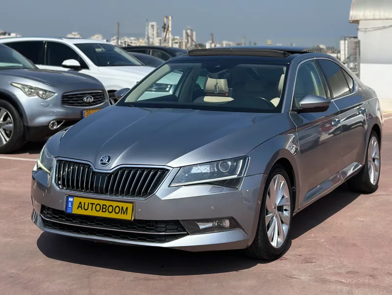 Skoda Superb с пробегом, 2018, частная рука