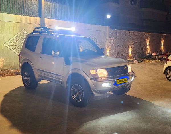 Mitsubishi Pajero 2nd hand, 2002, private hand