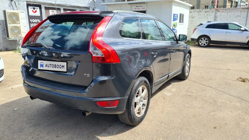 Volvo XC60 2nd hand, 2013, private hand