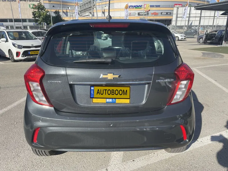 Chevrolet Spark 2nd hand, 2021, private hand