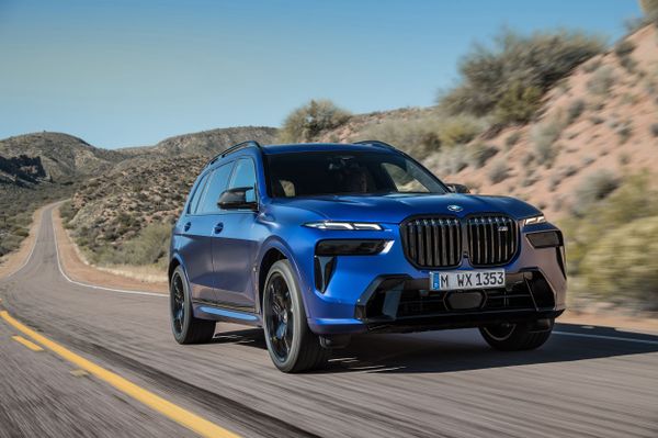 БМВ X7 M 2022. Кузов, экстерьер. Внедорожник 5 дв., 1 поколение, рестайлинг 1