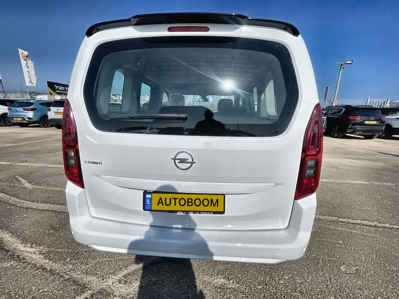 Opel Combo 2nd hand, 2022, private hand