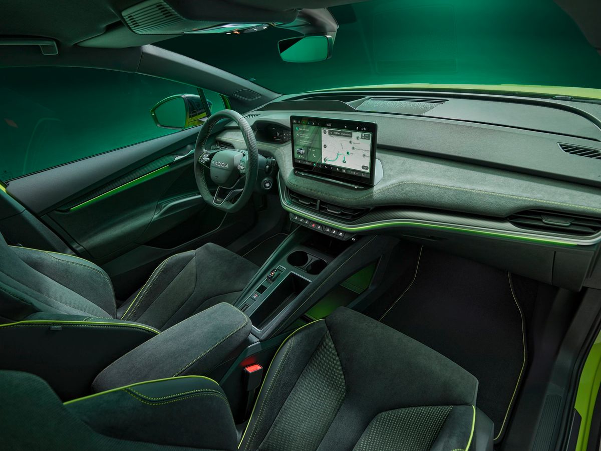 Skoda Elroq 2024. Передние сидения. Внедорожник 5 дв., 1 поколение