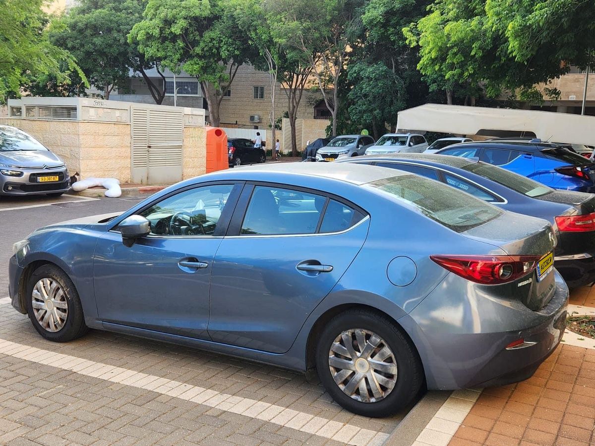 Mazda 3 с пробегом, 2015, частная рука