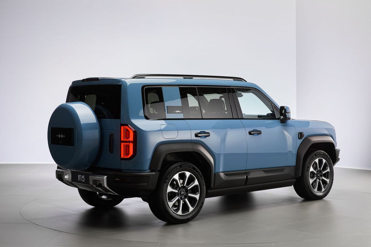 Denza B5 2023. Кузов. SUV 5 дв., 1 поколение