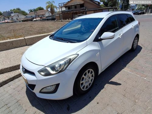 Hyundai i30, 2013, photo