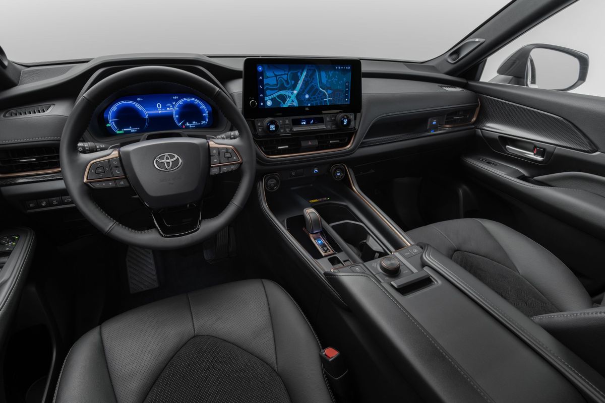 Toyota Grand Highlander 2023. Front seats. SUV 5-doors, 1 generation