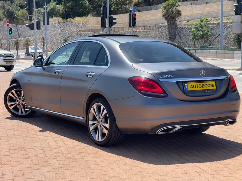 Mercedes C-Class 2nd hand, 2020, private hand