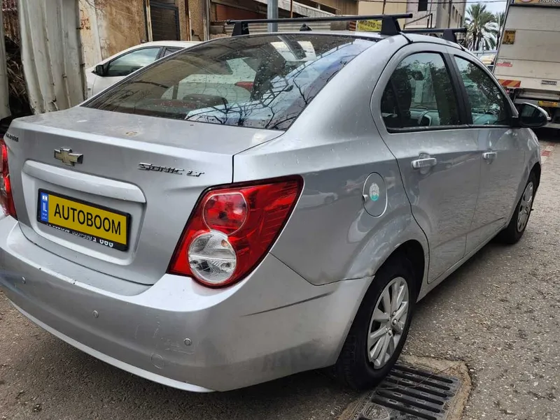Chevrolet Sonic 2ème main, 2015