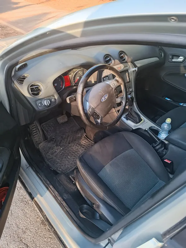 Ford Mondeo 2ème main, 2010, main privée