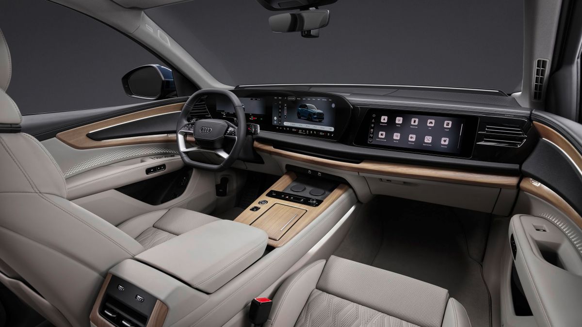 Audi Q7. Передние сидения.