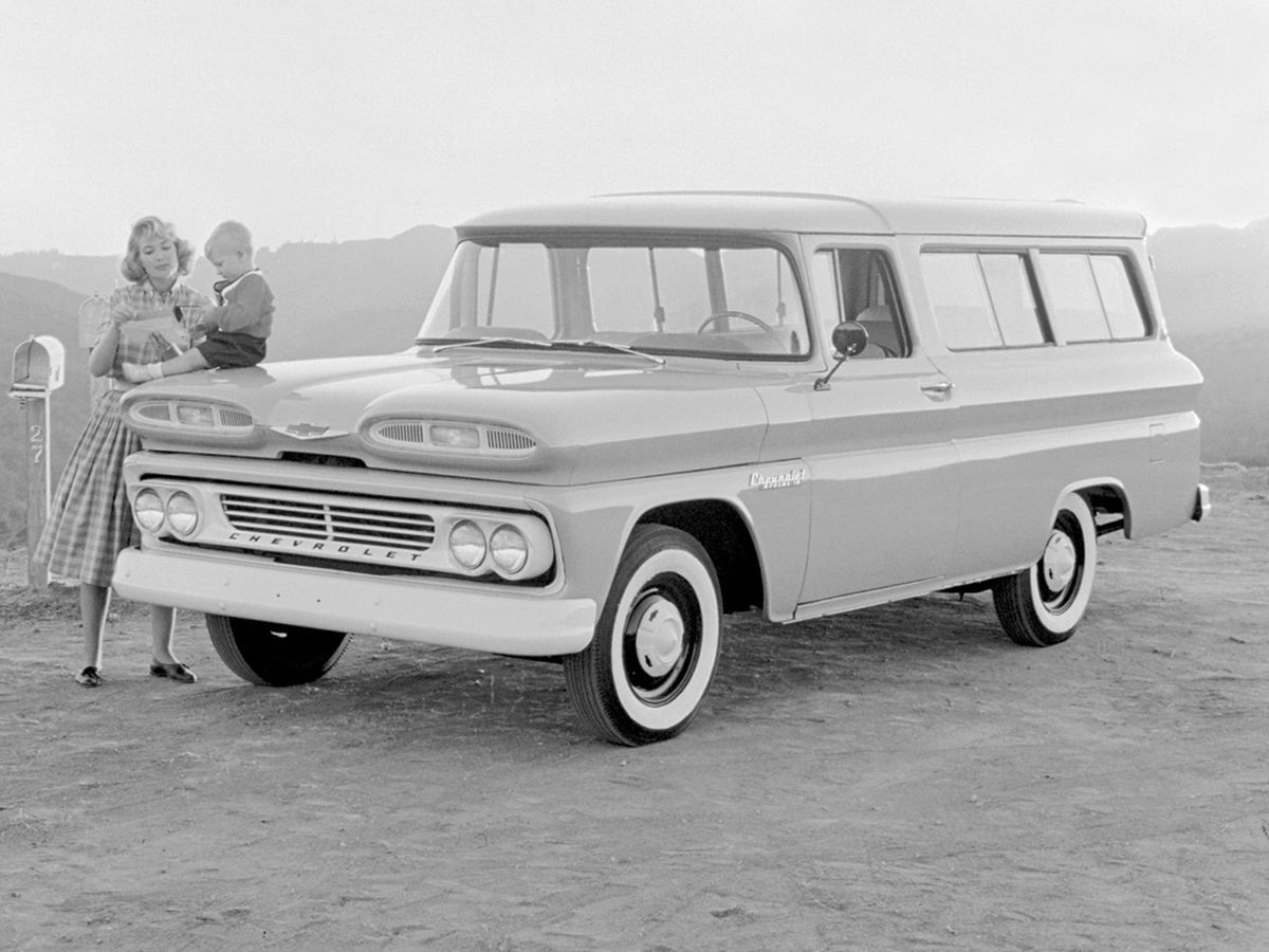 Chevrolet Suburban 1960. Carrosserie, extérieur. Break 3-portes, 5 génération