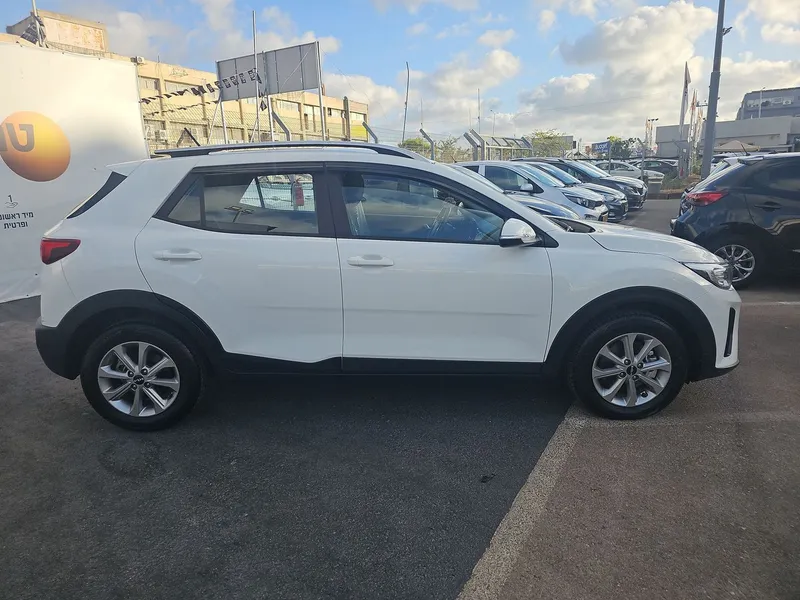 Kia Stonic 2nd hand, 2022, private hand