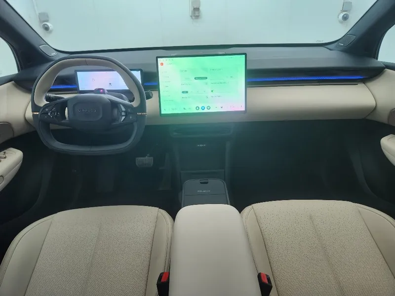 Lynk&Co 02 nouvelle voiture, 2025
