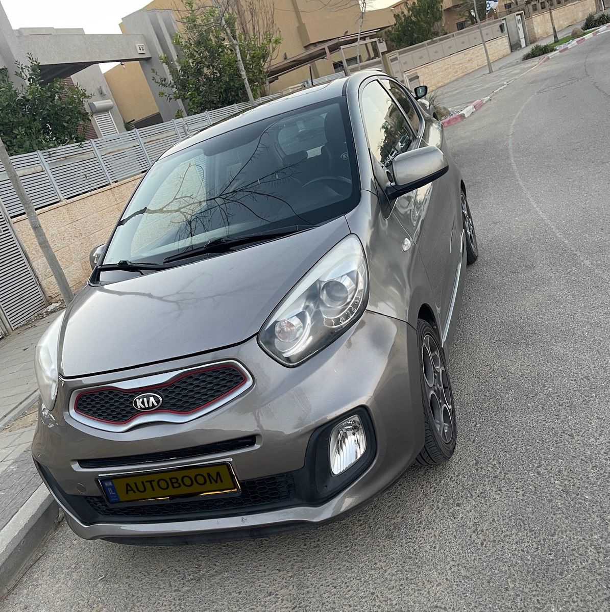 Kia Picanto 2nd hand, 2015, private hand