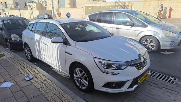 Renault Megane 2nd hand, 2020, private hand