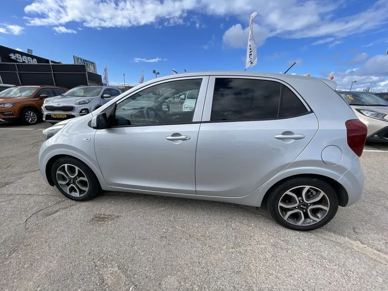 Kia Picanto 2nd hand, 2017, private hand