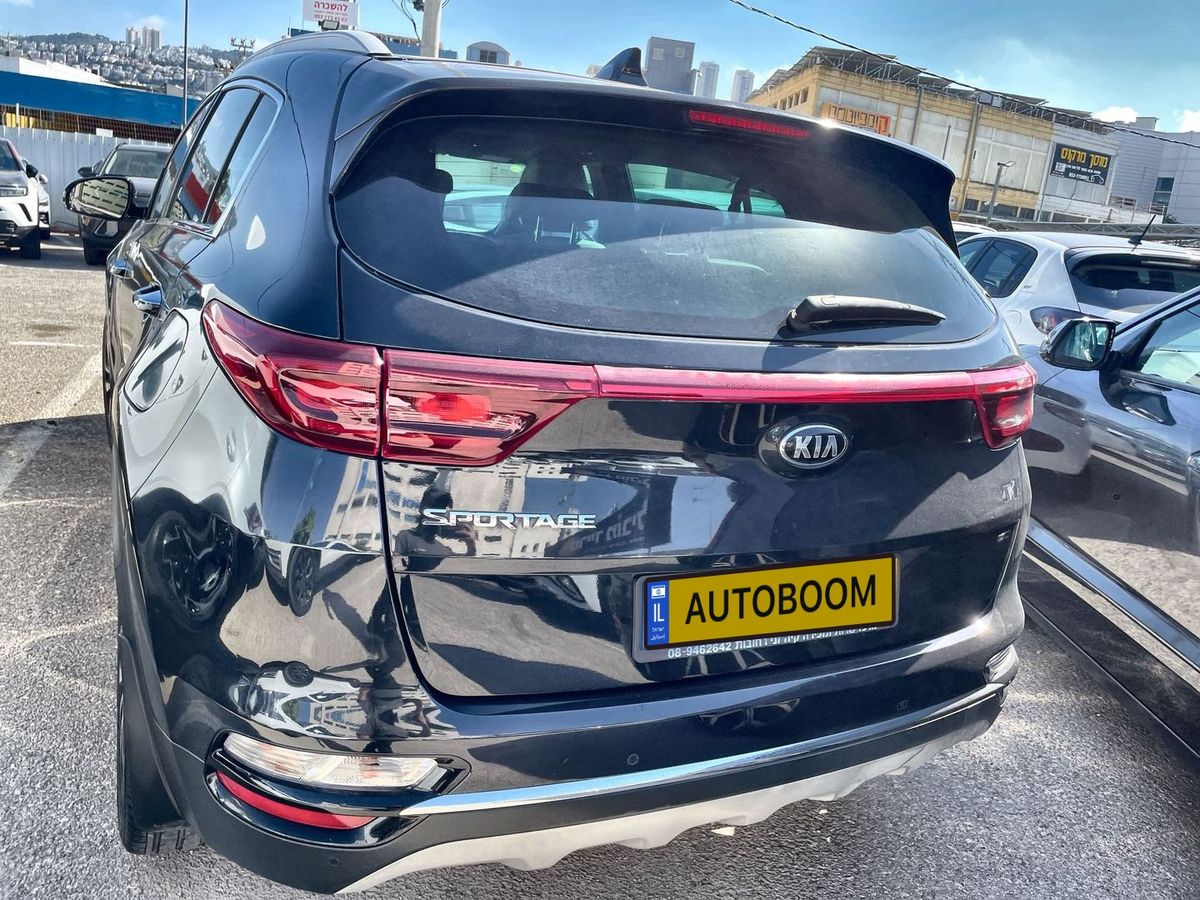 Kia Sportage 2nd hand, 2020, private