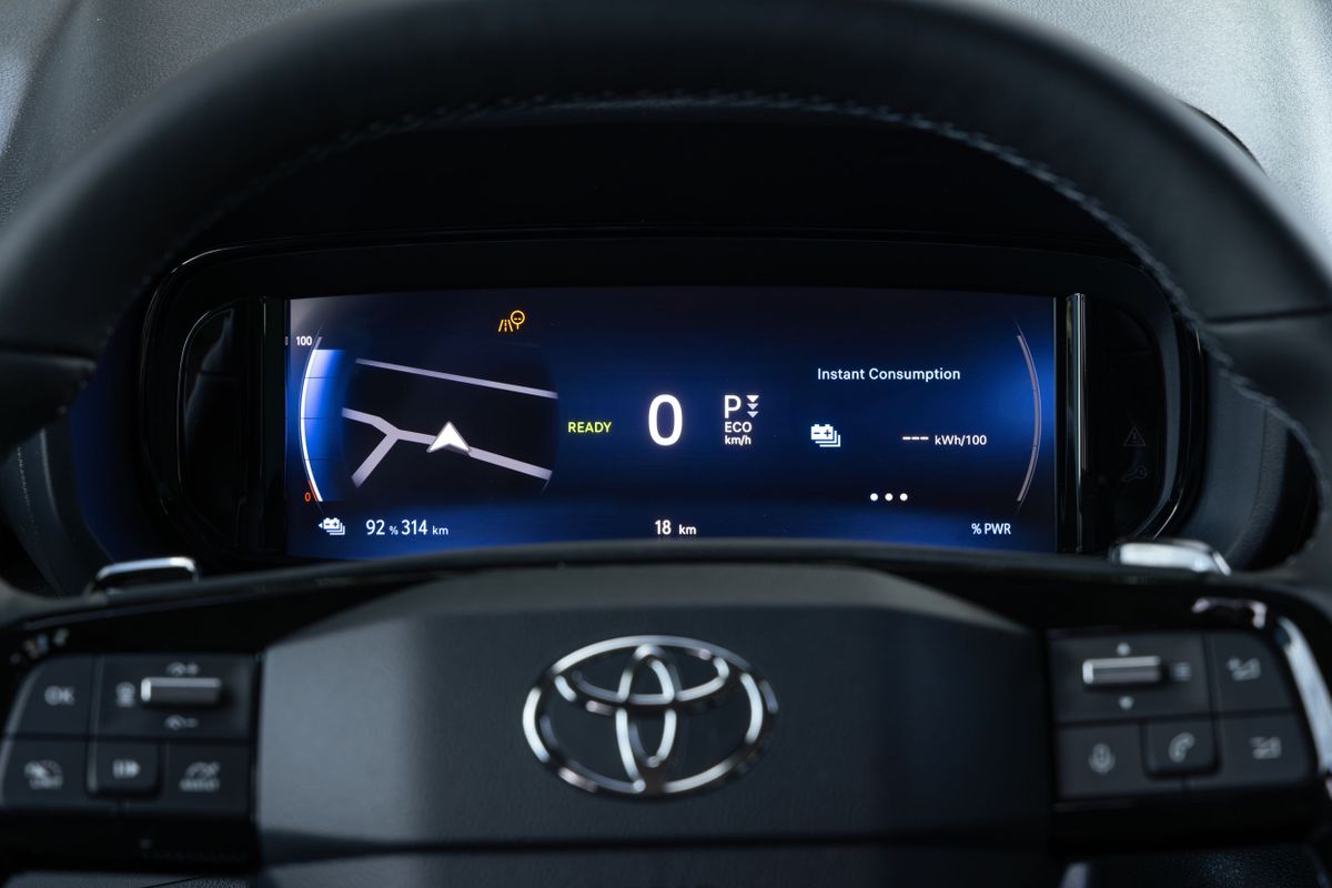 Toyota ProAce City 2023. Панель приборов. Компактвэн, 1 поколение, рестайлинг