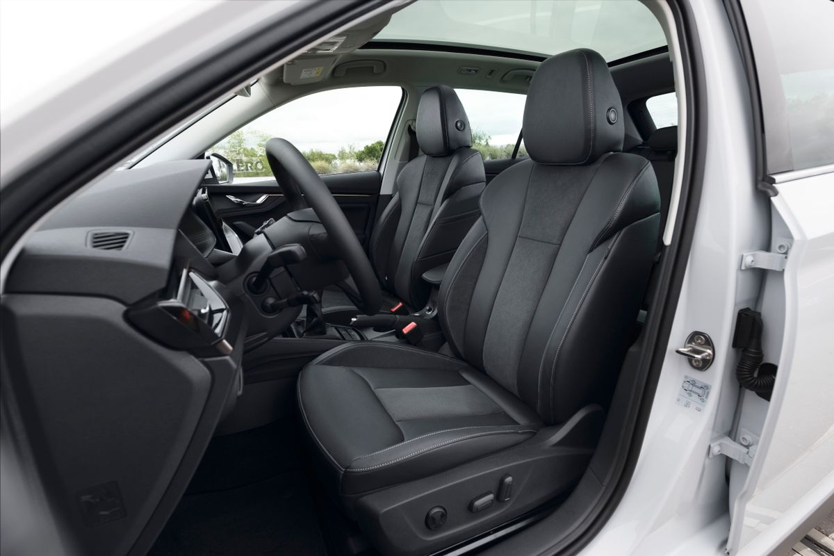 Skoda Kamiq 2019. Front seats. SUV 5-doors, 1 generation