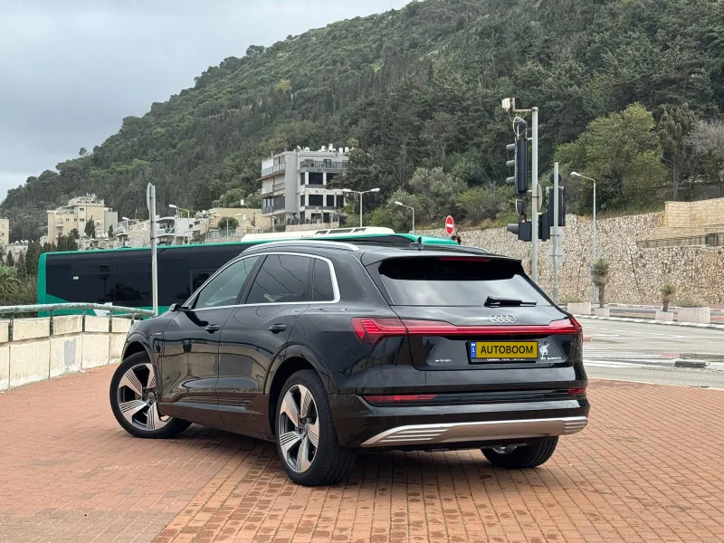 Audi Q8 e-tron 2nd hand, 2019, private