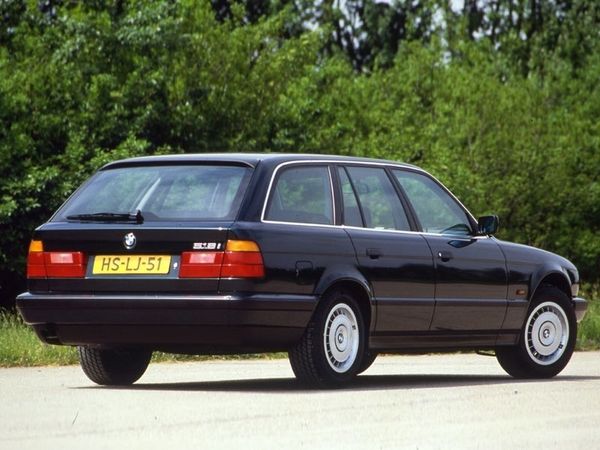 БМВ 5 серия 1991. Кузов, экстерьер. Универсал 5 дв., 3 поколение
