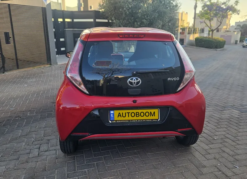 Toyota Aygo 2nd hand, 2017, private hand