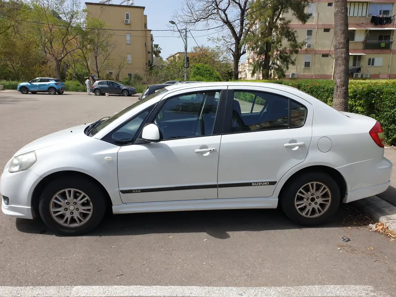 Suzuki SX4 с пробегом, 2011, частная рука