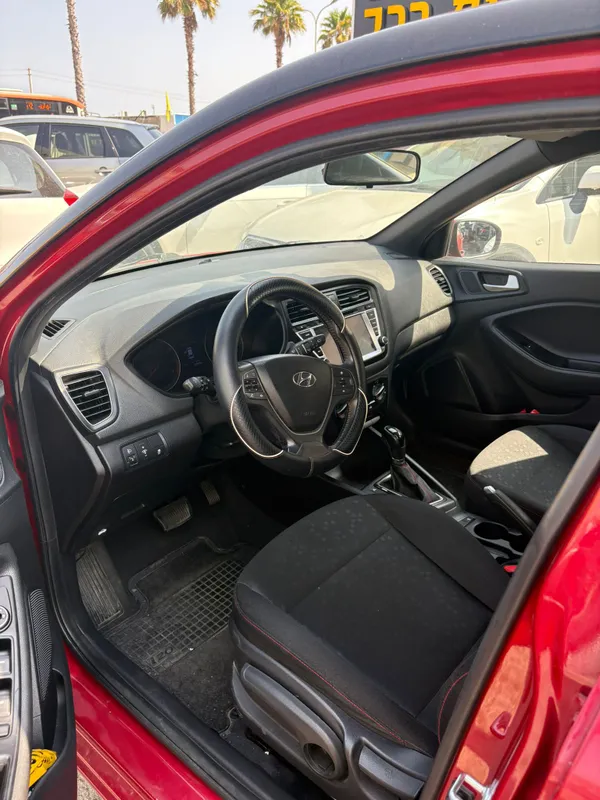 Hyundai i20 2nd hand, 2019