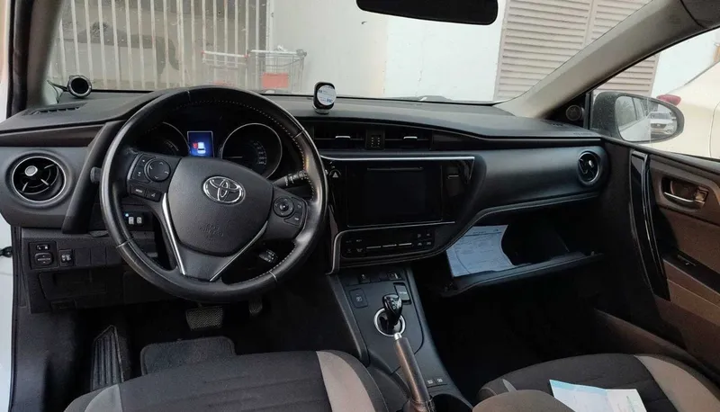 Toyota Auris 2ème main, 2016