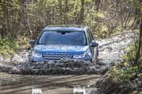 Land Rover Discovery Sport. Produit depuis 2014