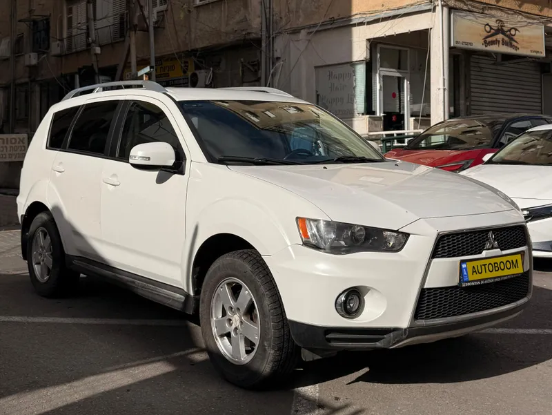 Mitsubishi Outlander 2ème main, 2011