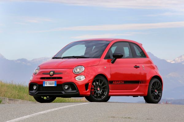 Abarth 595 2016. الهيكل، المظهر الخارجي. ميني 3 أبواب, 1 الجيل، تحديث