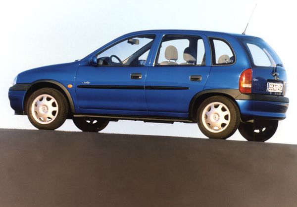 אופל ויטה 1995. מרכב, צורה. מיני 5 דלתות, 2 דור