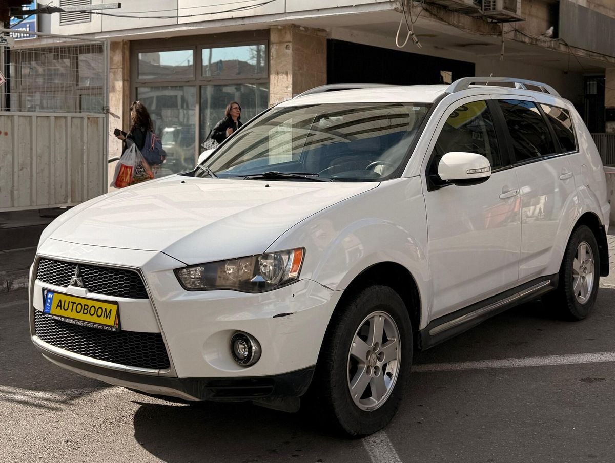 Mitsubishi Outlander 2ème main, 2011