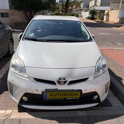 Toyota Prius 2nd hand, 2015, private hand