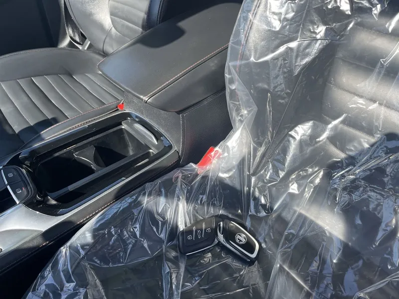 MG EHS 2ème main, 2022, main privée