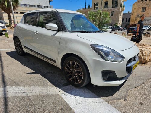 Suzuki Swift, 2023, фото